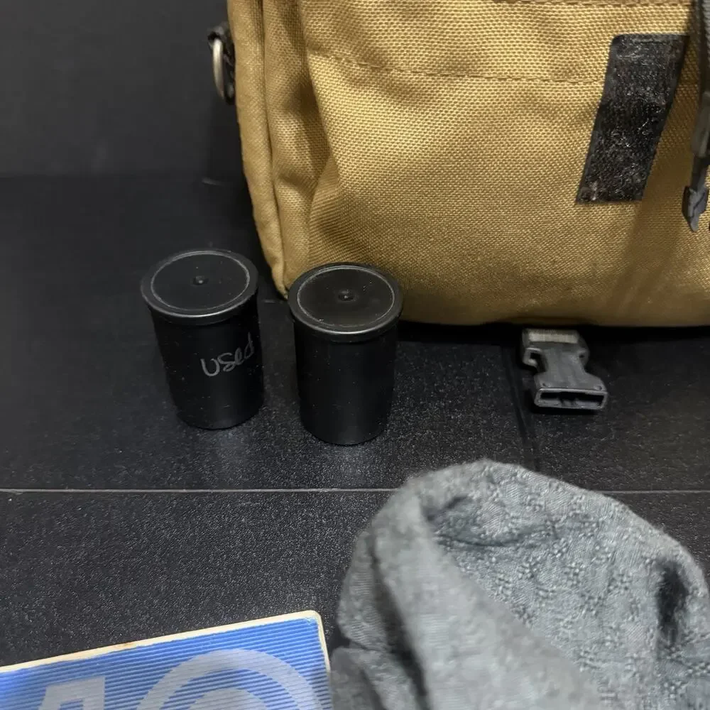 Working Olympus OM10 35mm Film Camera w/Zuiko 50mm f/1.8 Lens Extras Tarmac Bag